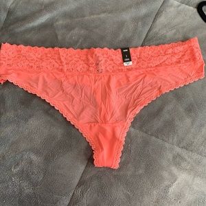 ✨BRAND NEW✨Torrid Peach Wide lace thong